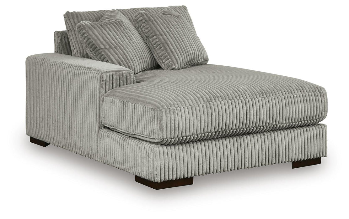 Lindyn Sectional with Chaise