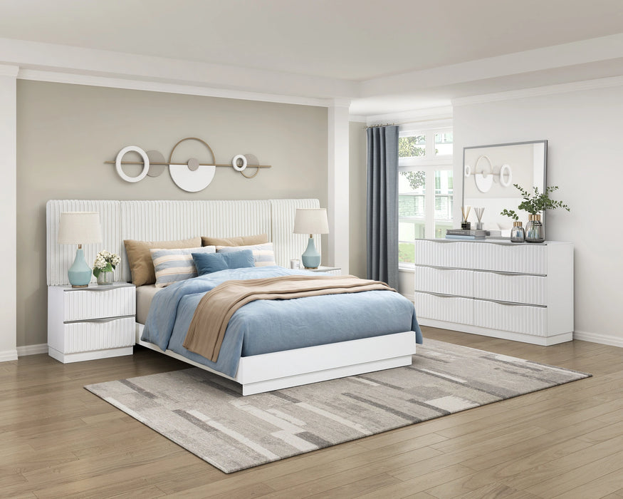 Linea Mirror