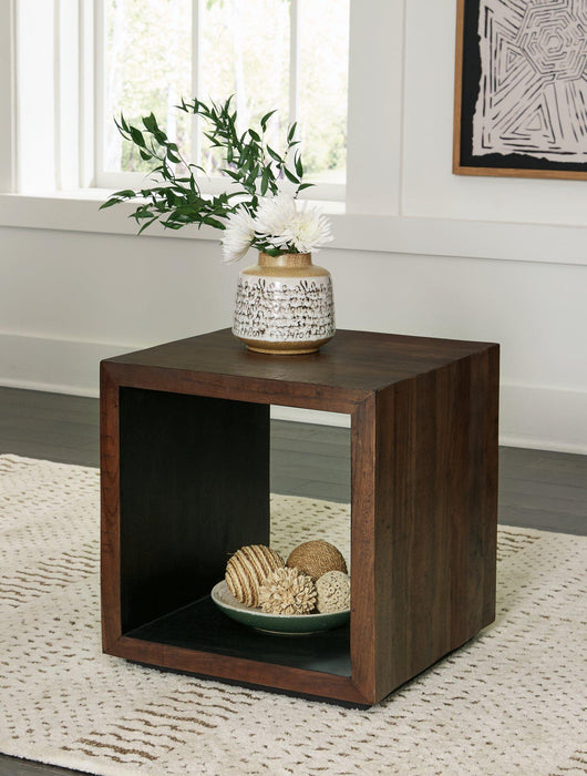 Hensington End Table