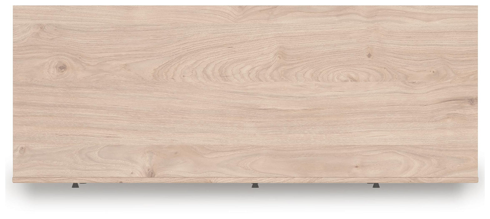 Arloster Dresser