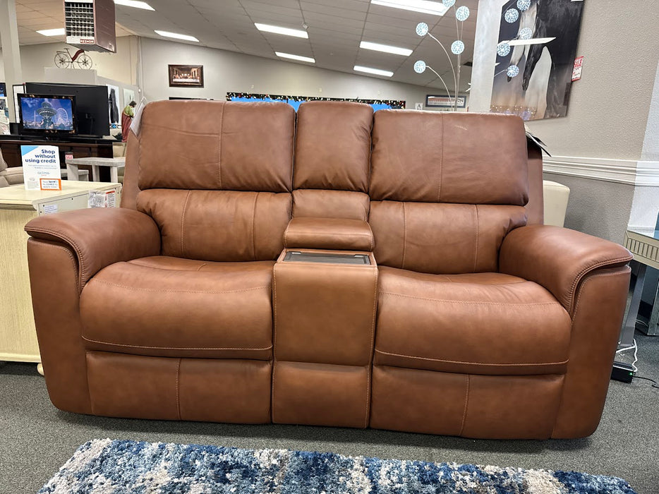 Flexsteel Henry Power Sofa and Love Seat